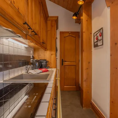 La Ginabelle - Sauna & Swimming Pool - Happy Apartment