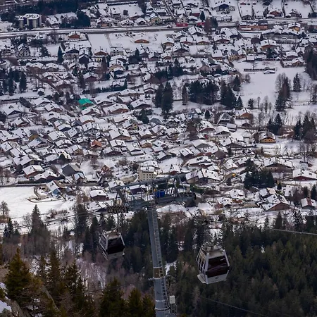 Апартаменты La Ginabelle - Sauna & Swimming Pool - Happy