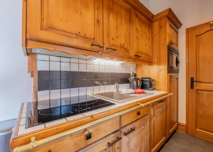 La Ginabelle - Sauna & Swimming Pool - Happy